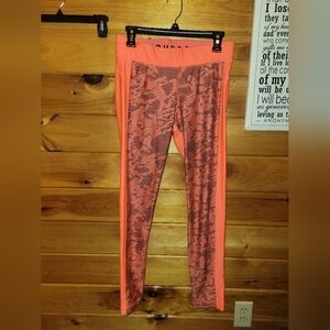 💰⏳️Under Armour Compression Heat Gear Orange and Black Sport Leggings LG